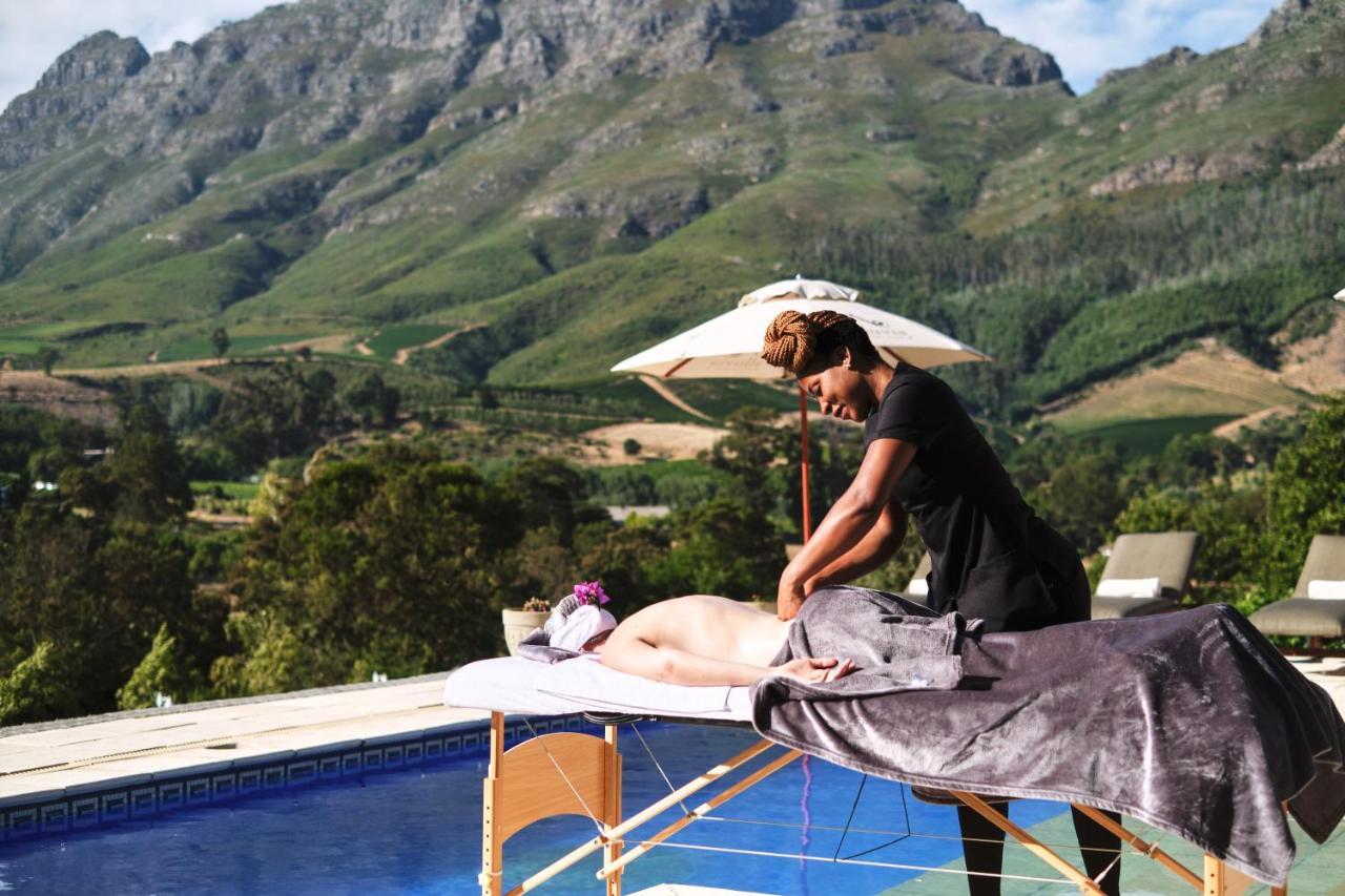 Alluvia Boutique Winery & Luxury Accommodation Stellenbosch Eksteriør billede Massage